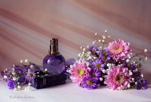 still_life_feminine_flowers_pink_perfume_hd-wallpaper-1465649